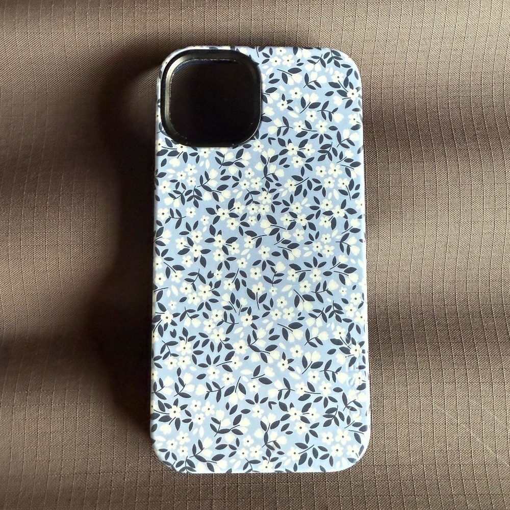iPhone 13 Casely case